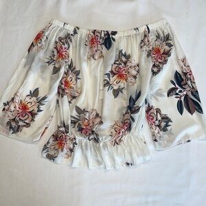 HIBLUCO Off Shoulder top • Size Small • Floral Print